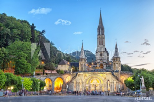 Picture of Rosary Basilica in the evening in Lourdes